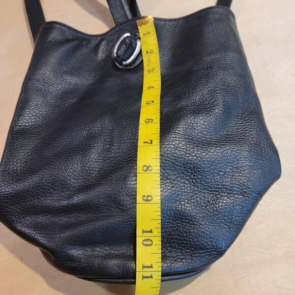 Tote le Monde Backpack - Stylish and Fun - Picture 10 of 11